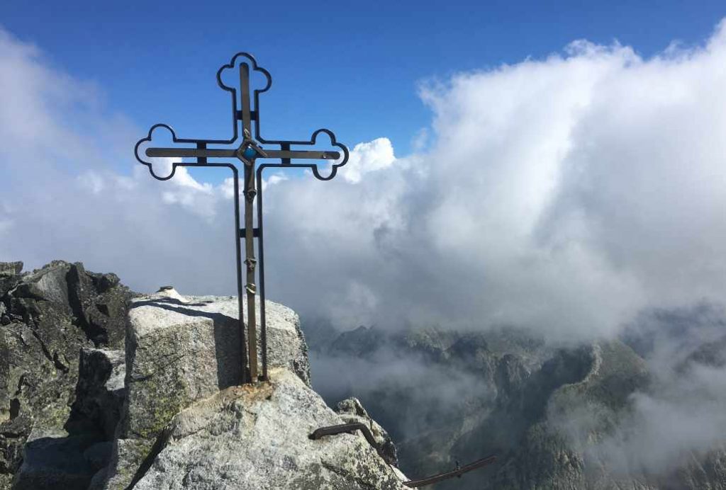 See the highest peak in Slovakia! Visit Gerlachovský štít